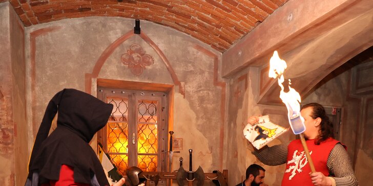 Sobotní středověká show, čtyřchodové menu s neomezená konzumace nápojů pro 1 až 4 osoby