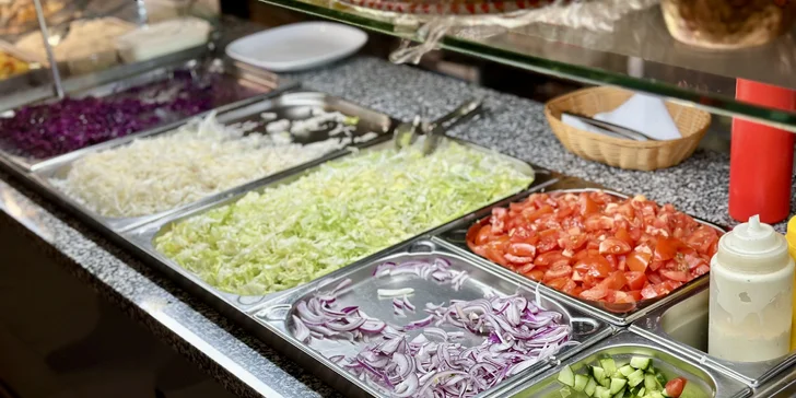 Šiš kebab, döner, dürüm i masový mix grill s přílohou pro 1 nebo 2 osoby