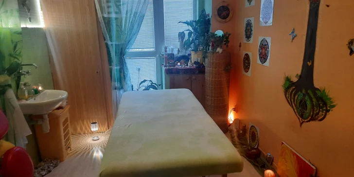 Jarní regenerační masáž: reflexní s klasickou, infrasauna a lymfodrenáž nebo masáž celého těla