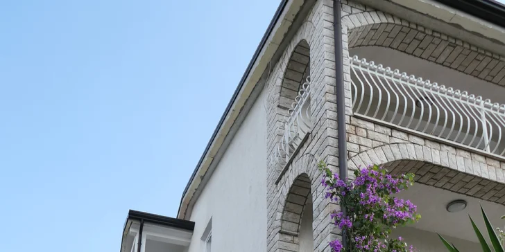 Jižní Istrie pro páry i rodiny: apartmán až pro 7 osob u krásné přírodní rezervace Kamenjak