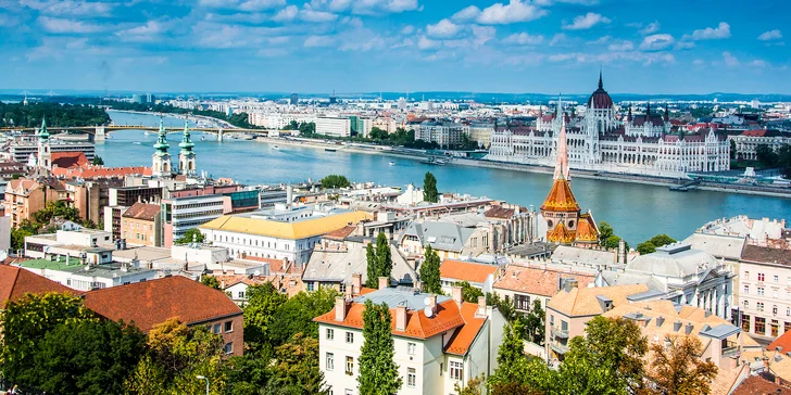Dvoudenní zájezd do Maďarska: 1 noc v hotelu se snídaní, jeskynní lázně, Budapešť a Tokaj