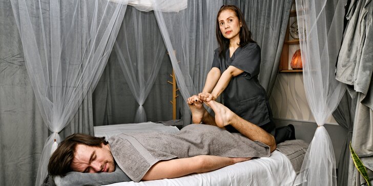 Celotělová masáž dle výběru v délce 60 až 90 min: thajská, švédská, bylinková i lávovými kameny