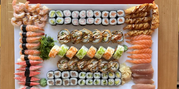 Vymazlené sushi sety pro celou partu: 98-108 ks maki, nigiri i rolek v tempuře