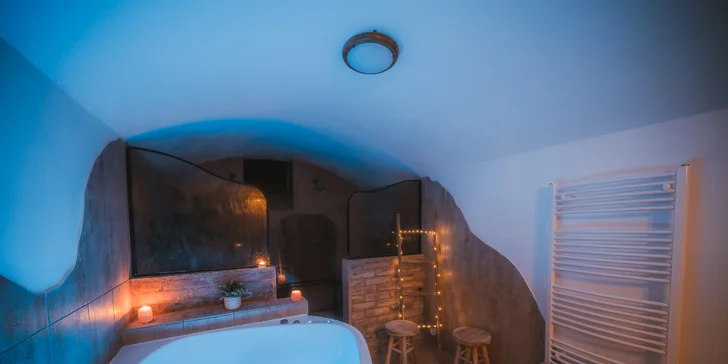 Privátní wellness: 90 nebo 120 min. vířivky, sauny a relaxační místnosti pro 2 osoby