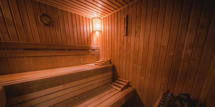 Privátní wellness: 90 nebo 120 min. vířivky, sauny a relaxační místnosti pro 2 osoby