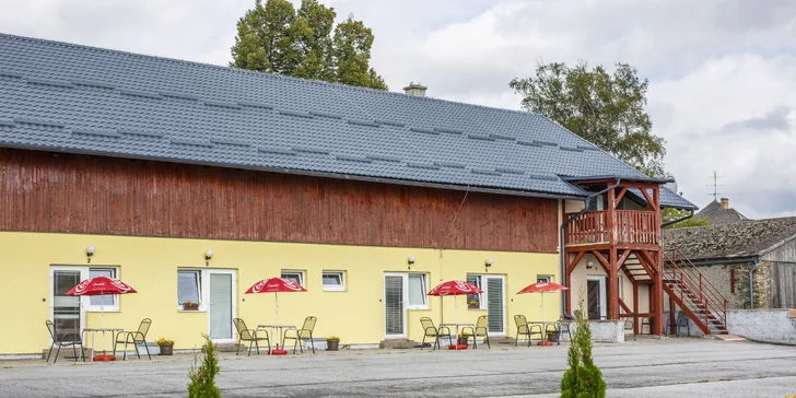 Dovolená na břehu Lipna: možnost snídaní, výlety, sport, v zimě běžky i sjezdovky