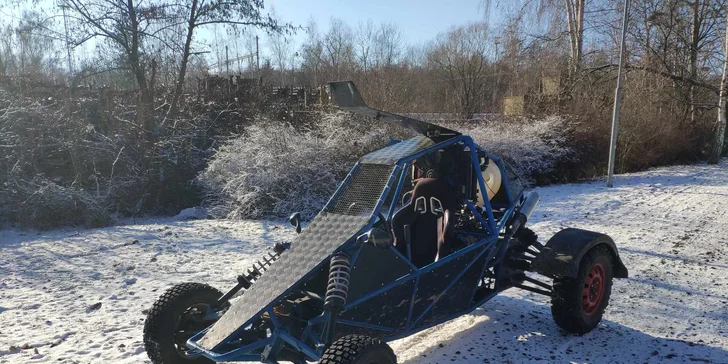 Půjčení offroadů, čtyřkolek nebo buggy v rallye-cross aréně, 15–30 minut