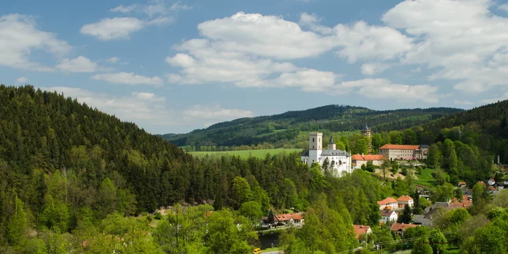 Parádní odpočinek v jižních Čechách pro dva či rodinu s polopenzí i saunou