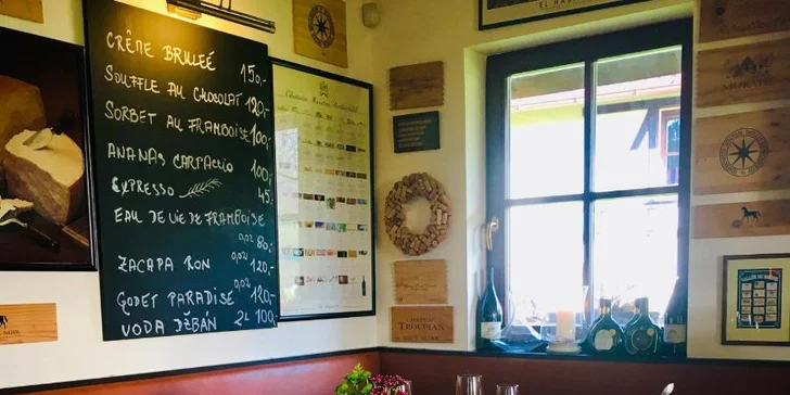 Boutique hotel u Mariánských Lázní: snídaně i neomezená ochutnávka čajů