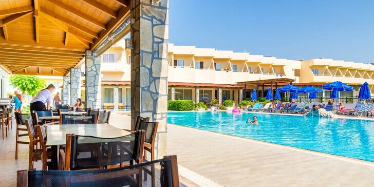 3* hotel Relax na Rhodosu: letenka, all inclusive, dětský klub Čedog, venkovní bazény a 100 metrů na pláž