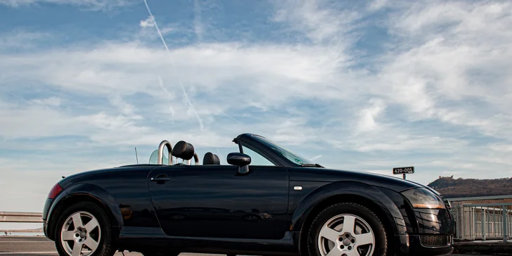 Road trip kabrioletem na 1 až 14 dní: pronájem nadupaného Audi TT s nájezdem až 2800 km
