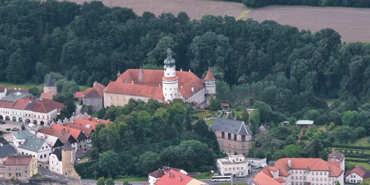 Vyhlídkový let s výhledy na krajinu, zámky i hrady českým letadlem Tulák