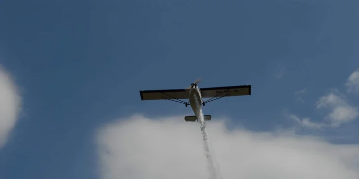 Pilotem sportovního letounu na zkoušku: pozemní příprava i let na 20–60 min.