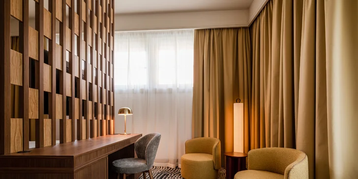 Úchvatný 5* zámek v Krakově: panoramatický výhled, snídaně či polopenze