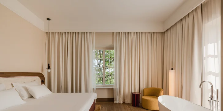 Úchvatný 5* zámek v Krakově: panoramatický výhled, snídaně či polopenze