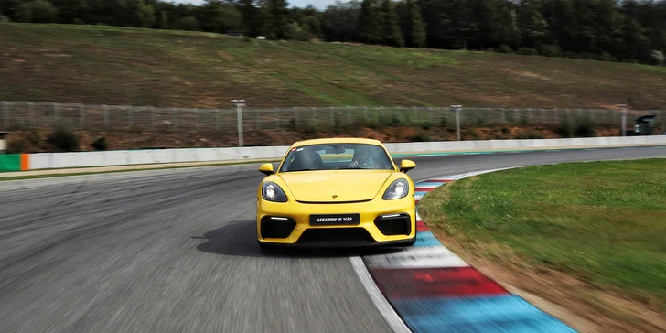 Superrychlá jízda na závodním okruhu v Mostě i Brně: 1–4 kola jako řidič či spolujezdec Porsche GT3 a GT4