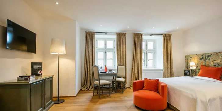Zámecký hotel v Rakousku: snídaně, termální lázně a karta na atrakce se slevou