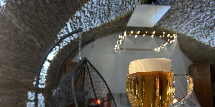 Pobyt ve Znojmě v pivním sklepě: finská sauna, pivní lázeň i neomezená konzumace piva