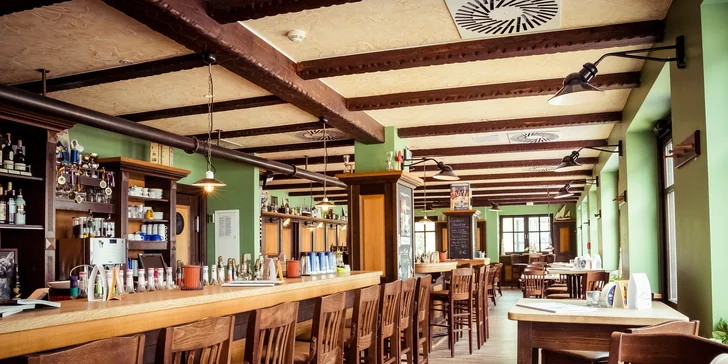 Dovolená na německé Rujáně: hotel u pláže, s bazénovým komplexem a hernou, snídaně či polopenze