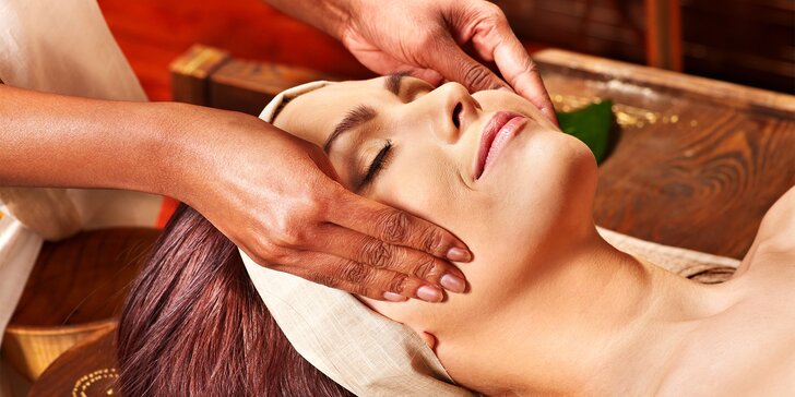 Indická masáž hlavy nebo celého těla i parafín na ruce a nohy