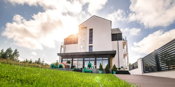 Relax přímo u Baltu pro pár i rodinu: krásné apartmány s kuchyňkou