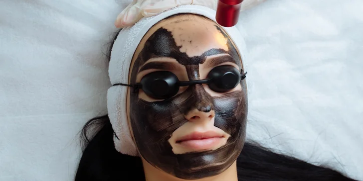 Karbonový peeling, diamantová mikrodermabraze nebo hloubkové čištění