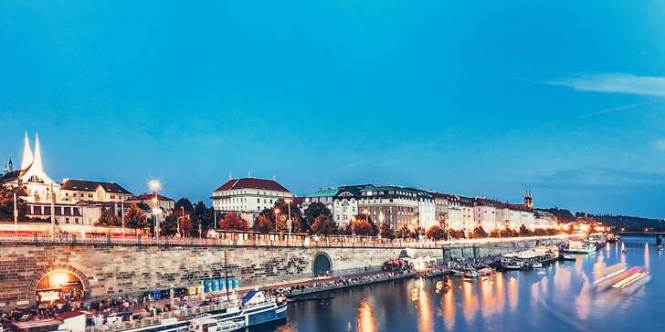 S láskou do Prahy: 4* hotel v centru, snídaně, láhev sektu i romanticky vyzdobený pokoj