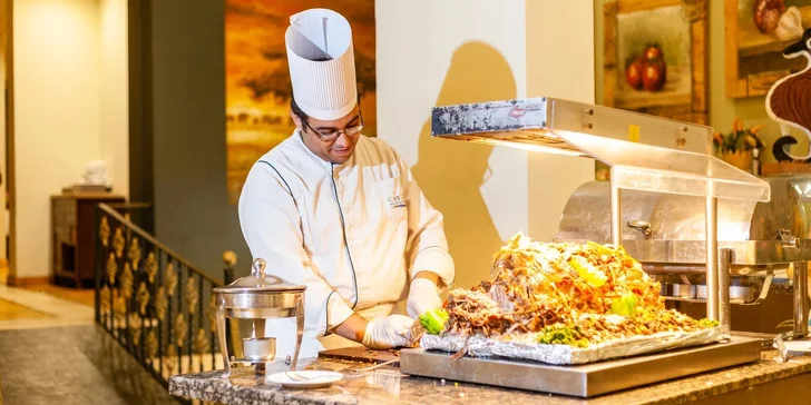 Letecky do Egypta: Hotel Carols Beau Rivage***** s all inclusive, dětský klub Čedog i animační programy
