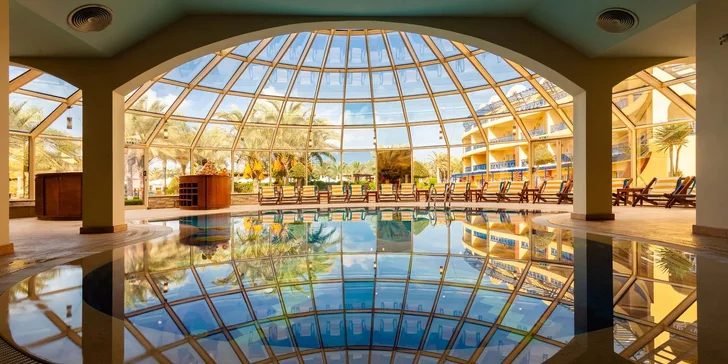 Letecky do Egypta: Hotel Carols Beau Rivage***** s all inclusive, dětský klub Čedog i animační programy