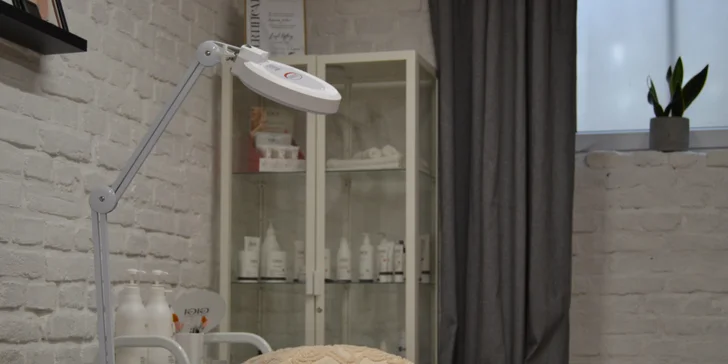 Kosmetické zázraky pro omlazení a ozdravení pleti: karboxyterapie, ozonizér Darsonval nebo sérum Hydra-Fiil