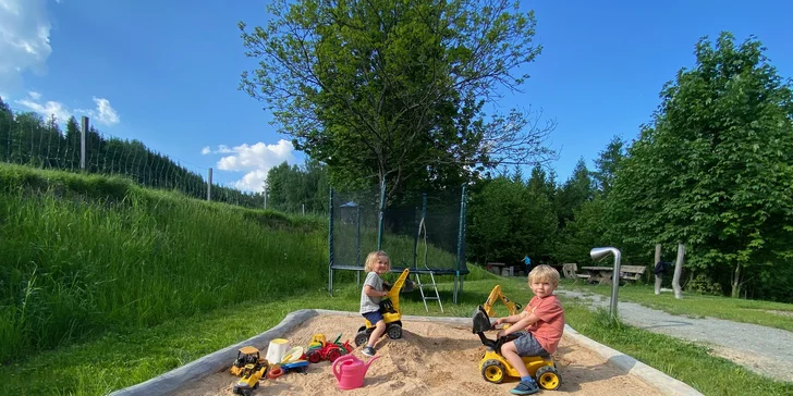 Apartmán na Dolní Moravě až pro 4 osoby: chata uprostřed přírody, hřiště, wellness a atrakce v okolí