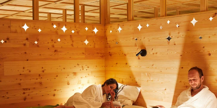 Rodinná dovolená v Alpách: polopenze, wellness, dětský klub a karta výhod