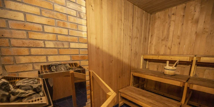 Pohádková dovolená v krajině Novohradských hor s polopenzí i vířivkou