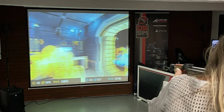 Laserová střelnice: simulátor s několika hrami a zbraň dle výběru na 1 hod.