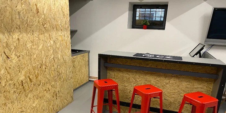 Laserová střelnice: simulátor s několika hrami a zbraň dle výběru na 1 hod.