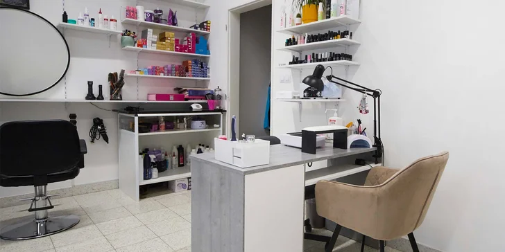 Barber pro gentlemany: mytí, pánský střih a úprava vousů nebo i balíček s úpravou obočí