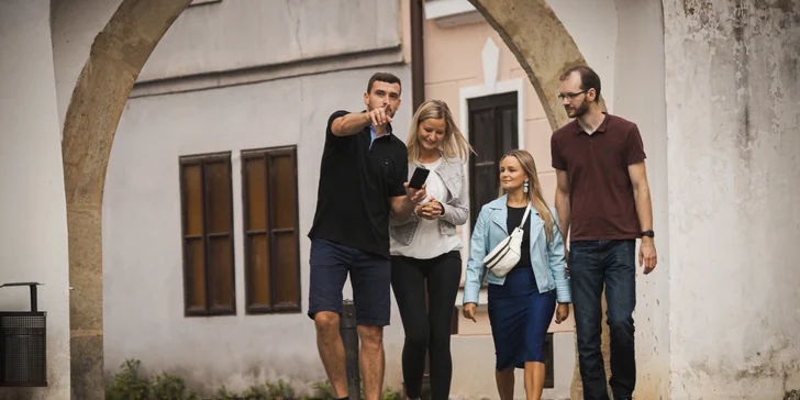 Zábava, záhady a přátelé: Venkovní únikovka Tour de Beer, Tour de Wine nebo Tajemství pokladu!