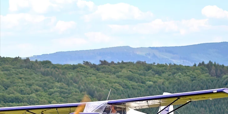 Adrenalinový let moderním českým letadlem Tulák i s video záznamem