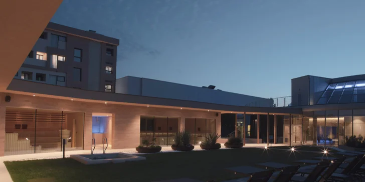 Maďarský Körmend: 4* resort s termálními bazény, saunami a polopenzí pro páry i rodiny, noc zdarma