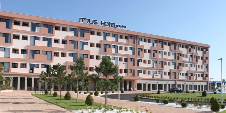 Maďarský Körmend: 4* resort s termálními bazény, saunami a polopenzí pro páry i rodiny, noc zdarma