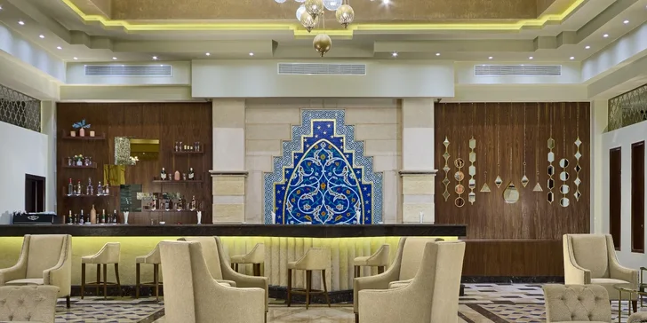 Letecky do Egypta: Hotel Lazuli and Resort***** s vlastní pláží, bazény i aquaparkem, all inclusive v ceně