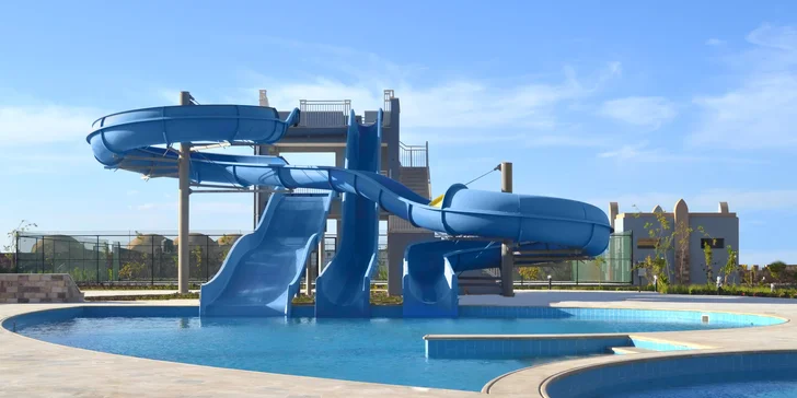 Letecky do Egypta: Hotel Lazuli and Resort***** s vlastní pláží, bazény i aquaparkem, all inclusive v ceně