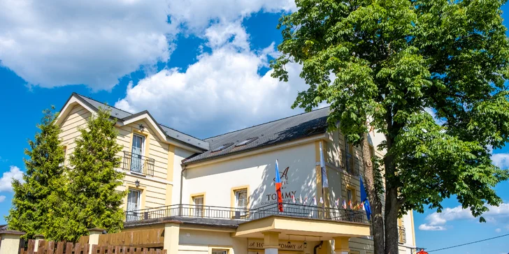 Pobyt nedaleko Adršpašských skal v pokoji Economy nebo Superior se snídaní a wellness