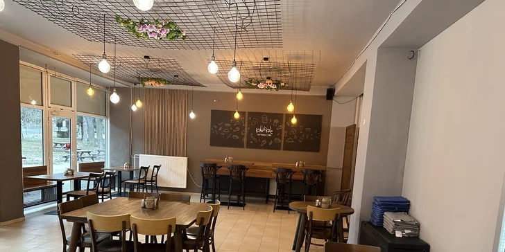 Otevřené vouchery na jídlo v hodnotě 600 nebo 1200 Kč do indické restaurace Royal Indian