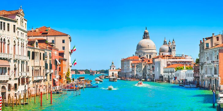 Italské Benátky a ostrov barev Burano s rybími specialitami