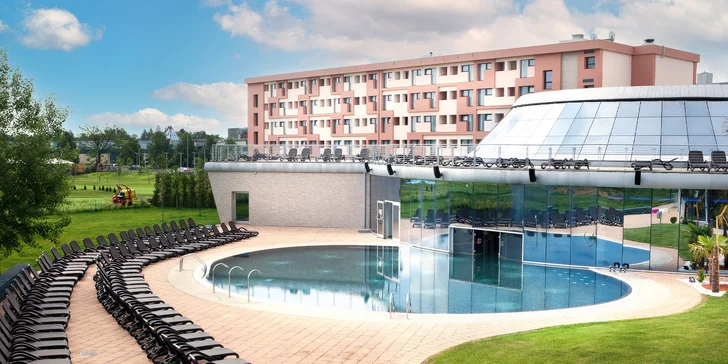 Maďarský Körmend: 4* resort s termálními bazény, saunami a polopenzí pro páry i rodiny, noc zdarma