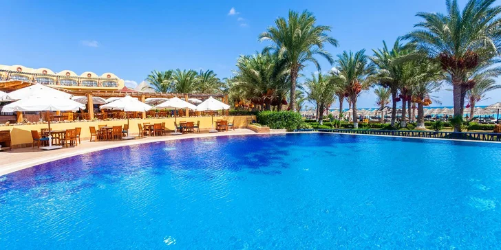 Letecky do Egypta: Hotel Carols Beau Rivage***** s all inclusive, dětský klub Čedog i animační programy