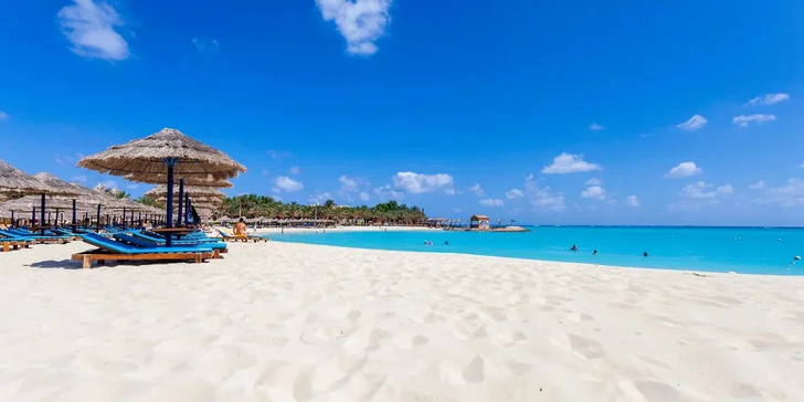 Letecky do Egypta: Hotel Carols Beau Rivage***** s all inclusive, dětský klub Čedog i animační programy
