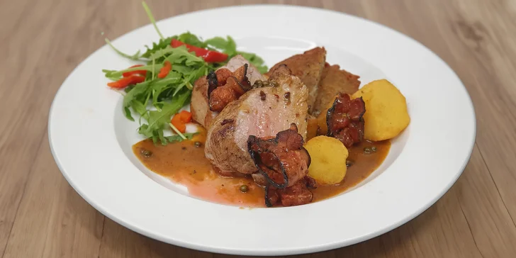 Restaurace Zlatý Chlum: voucher v ceně 250-500 Kč na řízek, burger, vepřovou panenku i točené pivo
