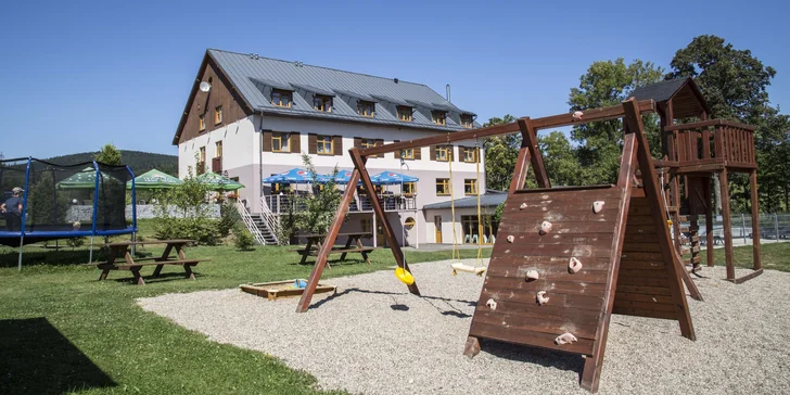 Dovolená v Jeseníkách pod Ramzovou: polopenze, krytý i vyhřívaný bazén s mořskou vodou